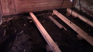 Монтаж полов в сарае
