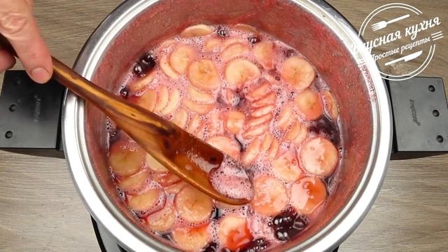 Клубничное варенье с бананом | Strawberry jam with banana смотреть онлайн