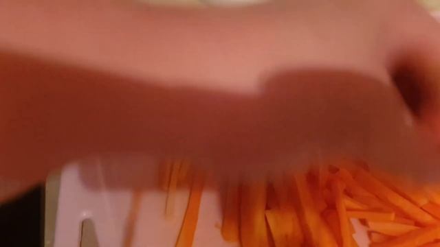 Дачный влог.Дождались дождя.Готовлю малокалорийный плов с курицей.Всего 118 ккал!Ешь плов и худей! смотреть онлайн