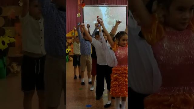 Праздник осени у сына ))) смотреть онлайн