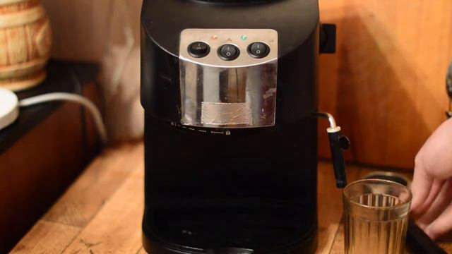 Мастер класс по приготовлению кофе в кофеварке рожкового типа. смотреть онлайн