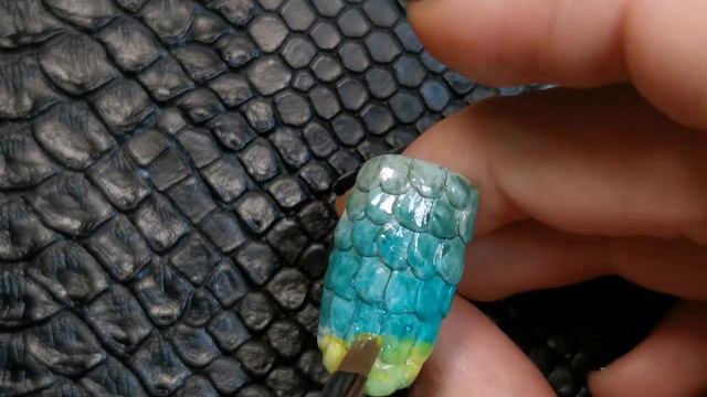 Dragon Scales Nail Art смотреть онлайн