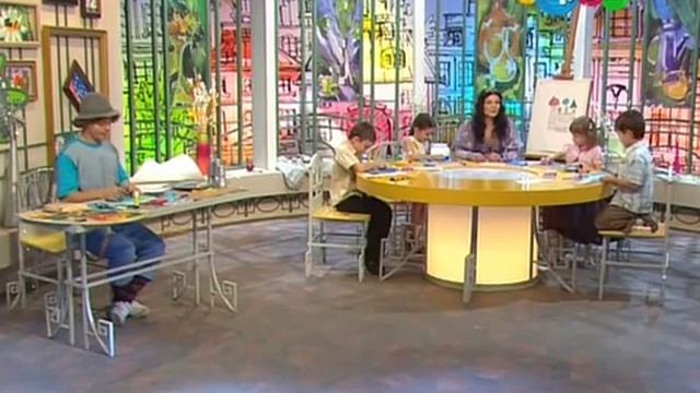 153 Давайте рисовать! Дворец Деда Мороза смотреть онлайн