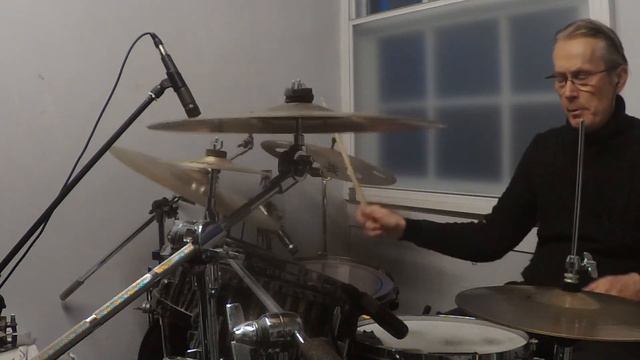 Tribute to Bernard 'pretty' Purdie by Toni Cannelli смотреть онлайн