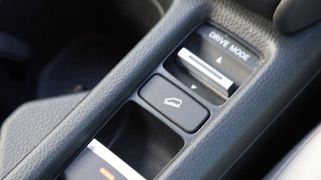 2023 Honda HR-V e:HEV Review | The Best Crossover? | Jasper's Reviews | Buckle Up смотреть онлайн