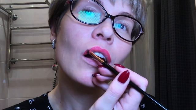 Анна Измайлова Макияж губ: коралловая помада смотреть онлайн