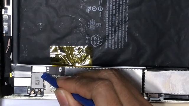 iPad mini เปลี่ยนแบตเตอรี่กันเถอะ iPad mini 4 Battery Replacement смотреть онлайн