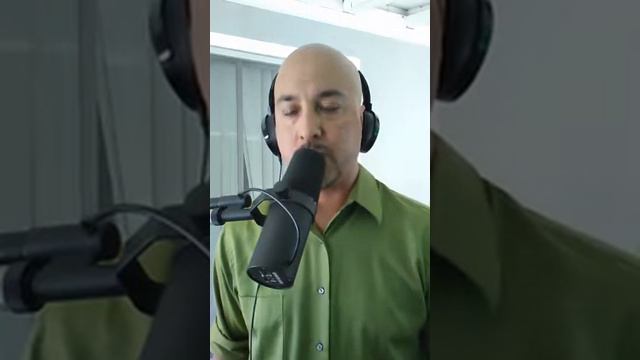 http://www.TheRudeDogShow.com | Rudy Reyes w/ Art Eftekhari on Rams and Chargers EP182 080317. смотреть онлайн
