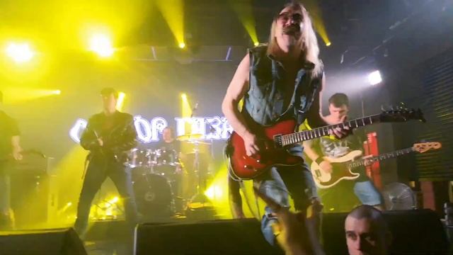 Сектор Газовой Атаки и Владимир Лобанов - Снегурочка (кавер Сектор газа) смотреть онлайн