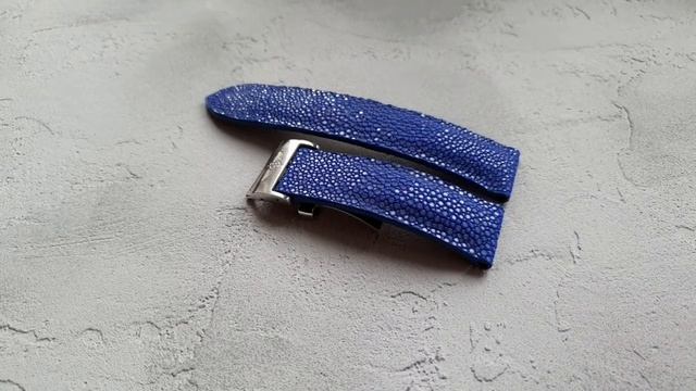 Ремешок для часов Breitling из кожи ската смотреть онлайн