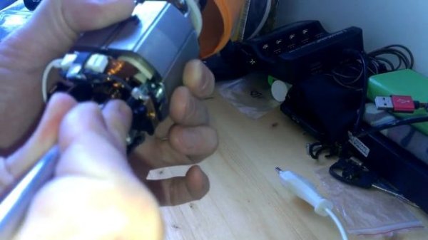 тЫж реМонтер: Клинит миксер Zepter MixSy