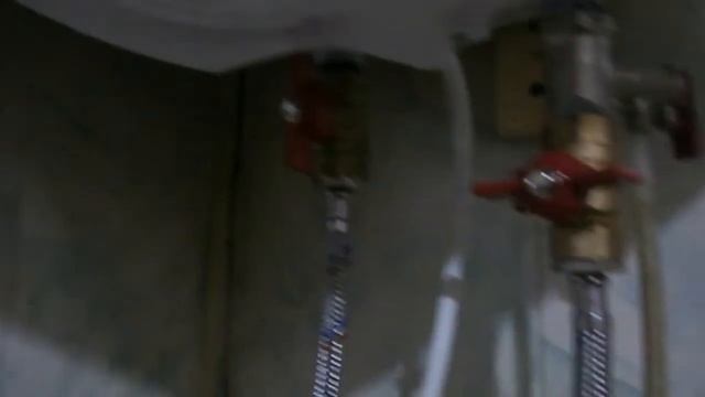 Лайфхак.Как слить воду с водонагревателя.