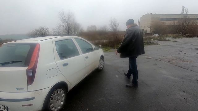 Fiat Punto 1.2 (2010) | Кльовий і дешевий смотреть онлайн