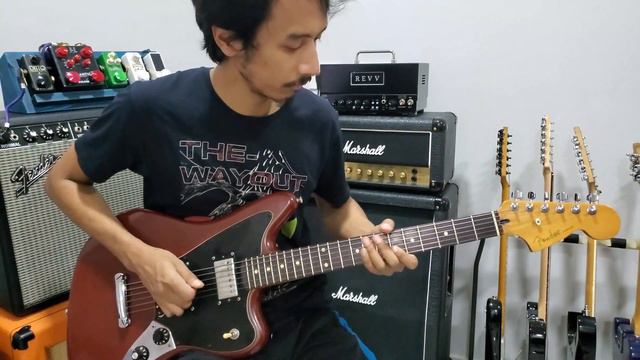 Fender Blacktop Jaguar HH смотреть онлайн