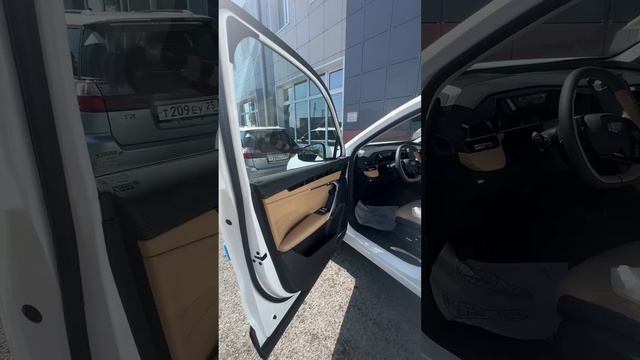 Китаец в наличии. Geely Atlas L смотреть онлайн