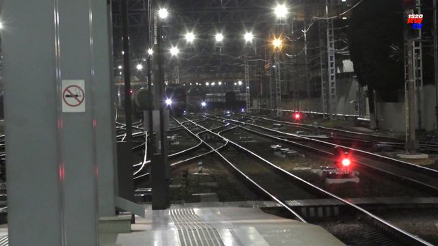 Смена тепловоза 2ТЭ116У-0234 на электровоз 2ЭС4К-105 на станции Адлер смотреть онлайн