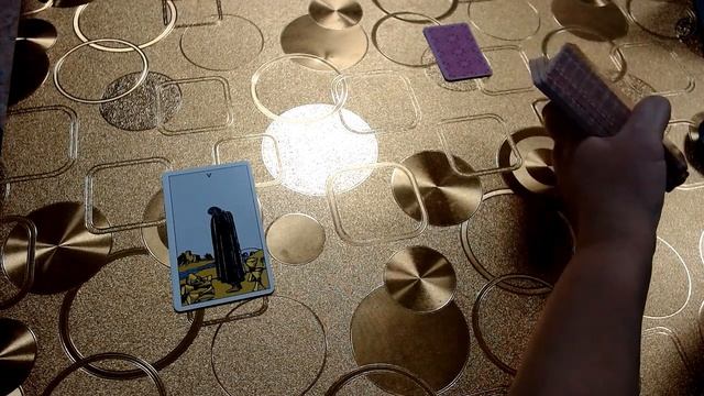 Новое знакомство - будет ли продолжение? Гадание на Таро смотреть онлайн