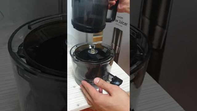 Hướng dẫn tháo ráp máy ép chậm Hurom H200 смотреть онлайн