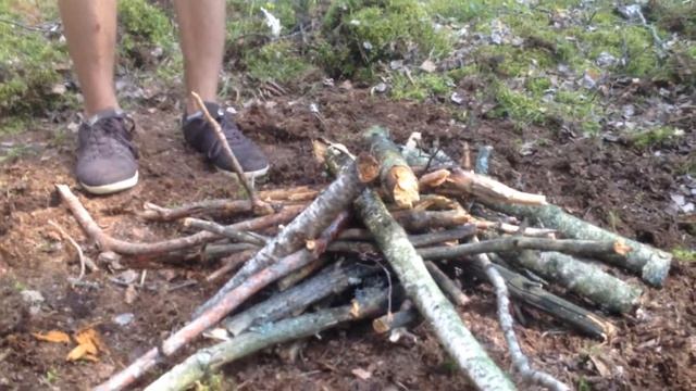 Как Развести Костёр Одной Спичкой. Небольшой Лайфхак. смотреть онлайн