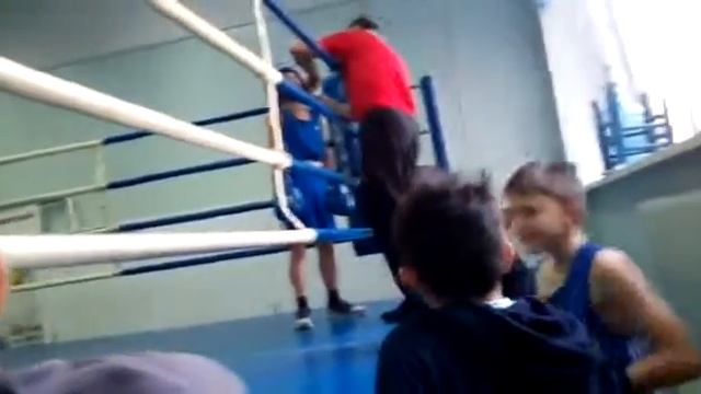 БОЙ БОКС В ГОРОДЕ КАНСКЕ . ПРОДОЛЖЕНИЕ ДАЛЬШЕ. смотреть онлайн