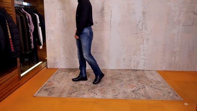 Новая коллекция Kiton // Мужской образ casual // Фирменный бутик в Лакшери Store // Тренды 2020-202 смотреть онлайн