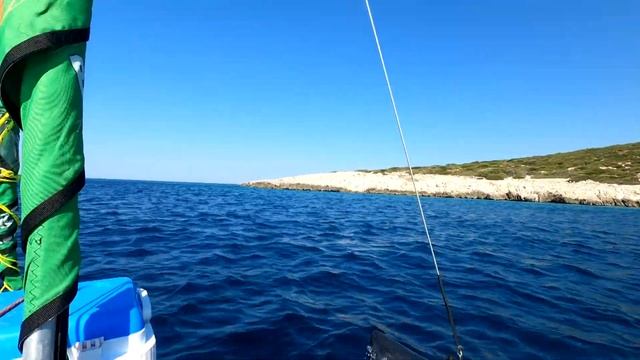 kano balıkçılığı EGENİN TEHLİKELİ SULARINDA RODEO (kayak fişhing offshore Aegean Sea rodeo) смотреть онлайн