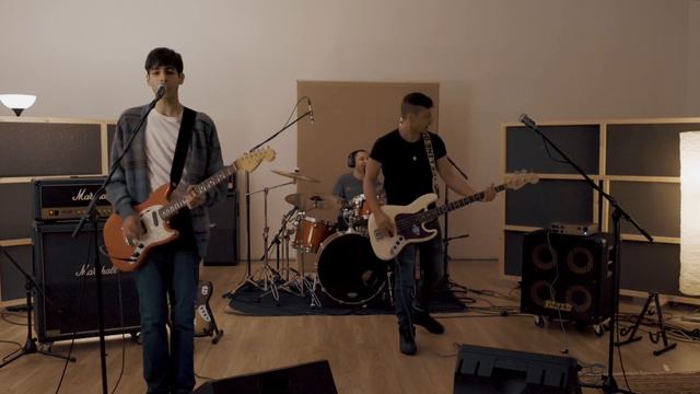 COBAIN Grunge Spirit - Breed смотреть онлайн