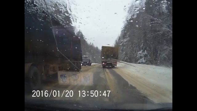 Дебилы на дороге в Выксе! смотреть онлайн