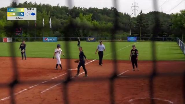 U-18 WECh: Ukraine vs Sweden смотреть онлайн