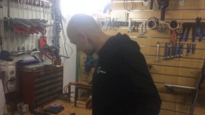 Как накачать бескамерную велосипедную шину. Как надуть велобескамерку