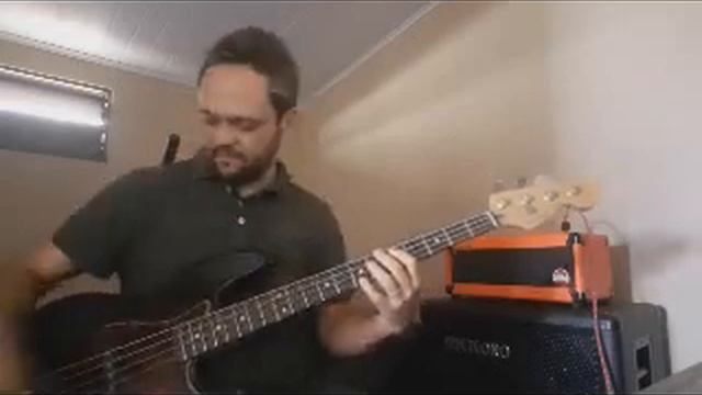 Fender Jazz Bass Deluxe México 4 cordas Ativo смотреть онлайн