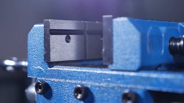 Координатно крестовые тиски WILTON смотреть онлайн