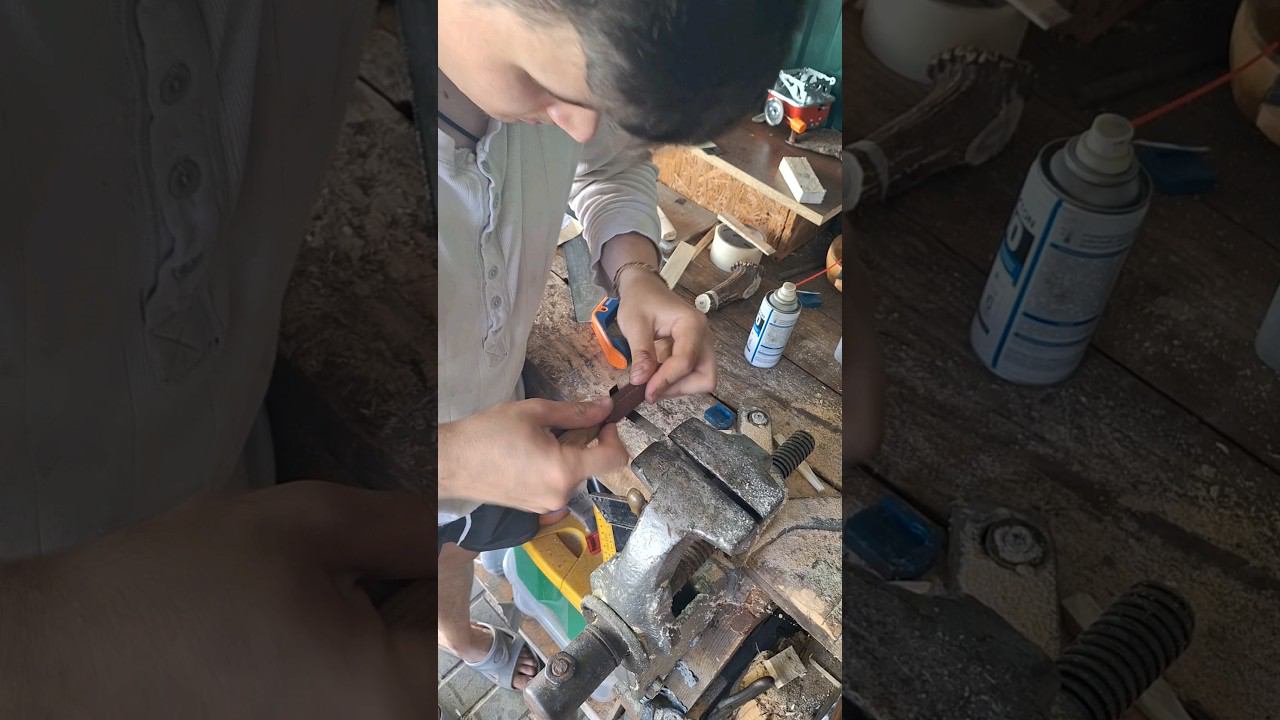 КАК СДЕЛАТЬ КОВАННЫЙ ЛОЖКОРЕЗ #бушкрафт #выживание #охота #forestroach #сделайсам #своимируками смотреть онлайн