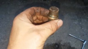 Замена шпильки на грузовике.