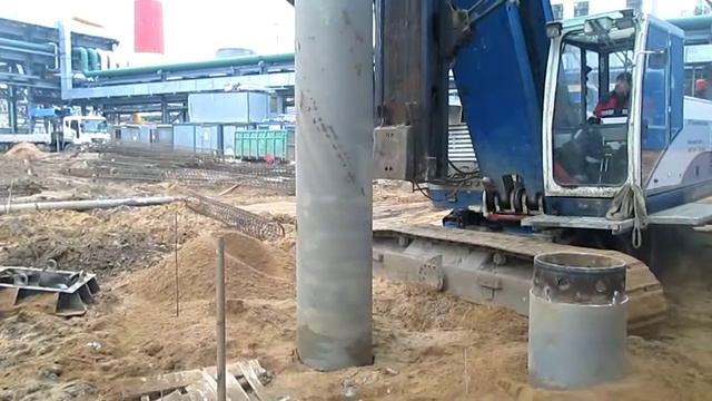 1. Забуривание обсадной трубы с наживой коронкой с контролем отклонения сваи в плане и по высоте смотреть онлайн