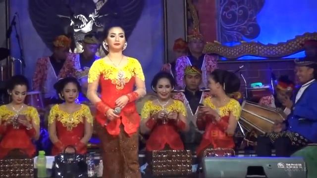 KUMPULAN LAGU SINDEN GUYON MATON смотреть онлайн