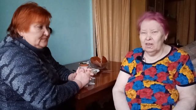 Едем встречать Инну, ждём такси! смотреть онлайн