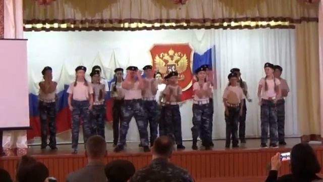 На празднике посвящения в кадеты смотреть онлайн