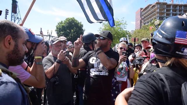 Joey Gibson Delivers 1st Speech #defendpdx смотреть онлайн