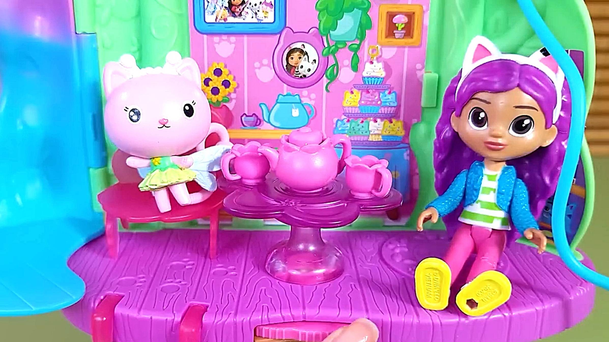 Для малышей мультики АСМР. Распаковка игрушек. домик на дереве в саду феи Китти