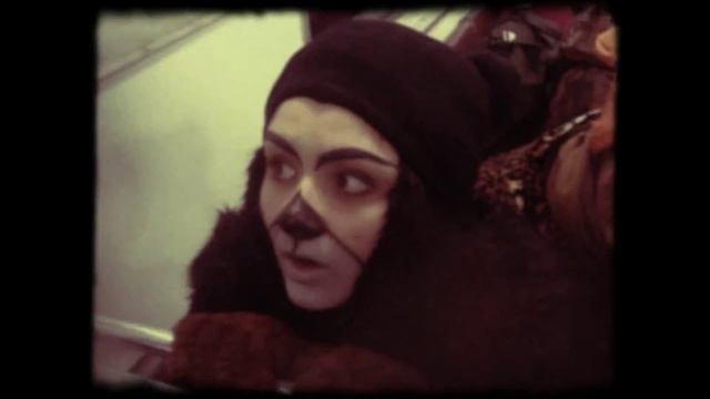 Поздравление от Мишутки и Тигренка смотреть онлайн