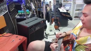 KUSTOM KG112 FX BY JUMBOH FUITAR FIRE