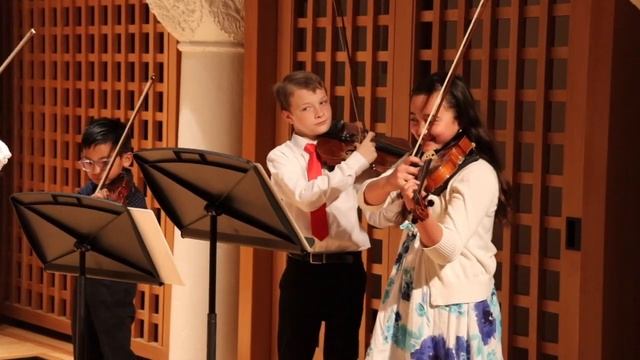 Tango by McLean Violin Ensemble смотреть онлайн
