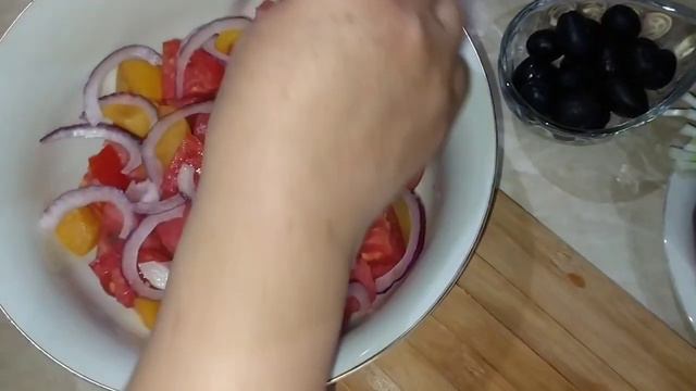 Ձմերուկով աղցան փորձած կա°ք: Ապշեցուցիչ համեղ բաղադրատոմս` շեֆ-խոհարարից/ Уникальный салат из арбуз смотреть онлайн