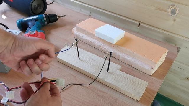 Как порезать пенопласт без скрипа и пыли способом, которому уже сто лет в обед смотреть онлайн