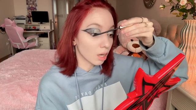 Yves Rocher | Чёрный гранит | тестируем палетку? смотреть онлайн