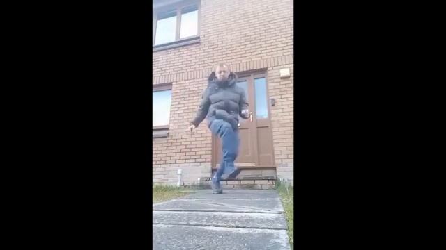 xxxmanera - скажи мне кто ты (10 часов) смотреть онлайн