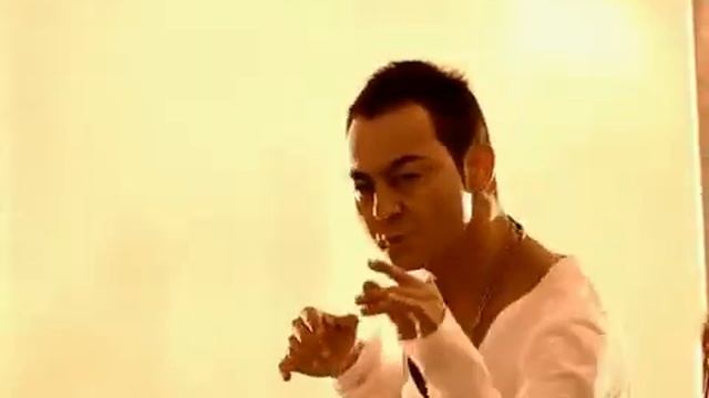 Serdar Ortac - Gitme смотреть онлайн