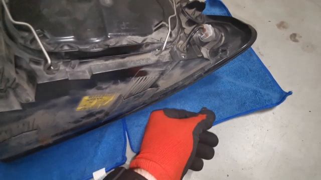 Volvo S40/V50 - wymiana żarówki lampy przedniej/ niesprawna regulacja świateł