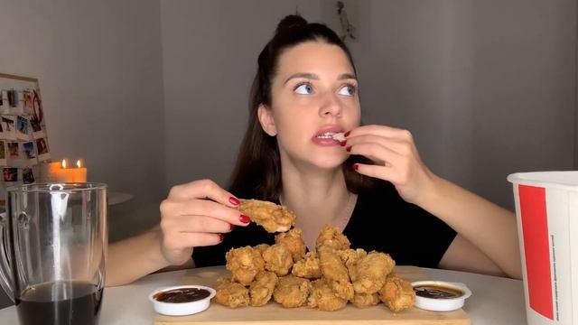 ПЛАНЫ НА ВЫХОДНЫЕ? МУКБАНГ острые крылышки KFC || не ASMP || MUKBANG смотреть онлайн